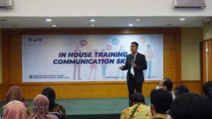 Training Communication Skill