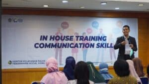 Training Communication Skill